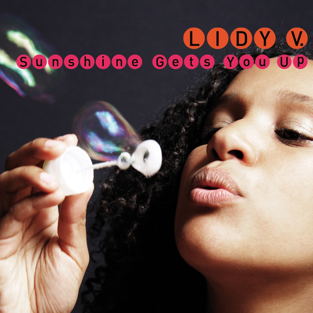 Lidy V Photo