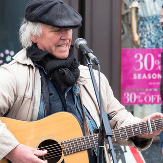 Dean Dyson Photo