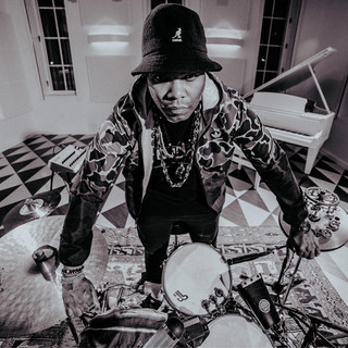 Daru Jones Photo
