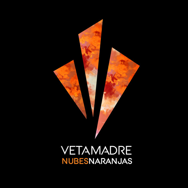 Nubes Naranjas cover