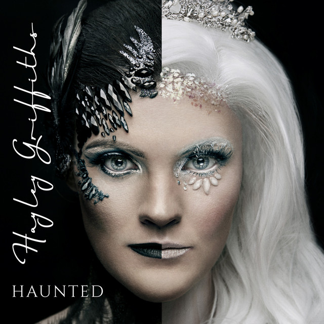 Hayley Griffiths photo