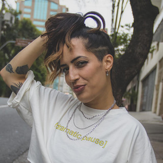 Lívia Cruz Photo