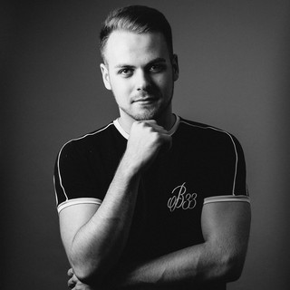 Sam Lucas Photo
