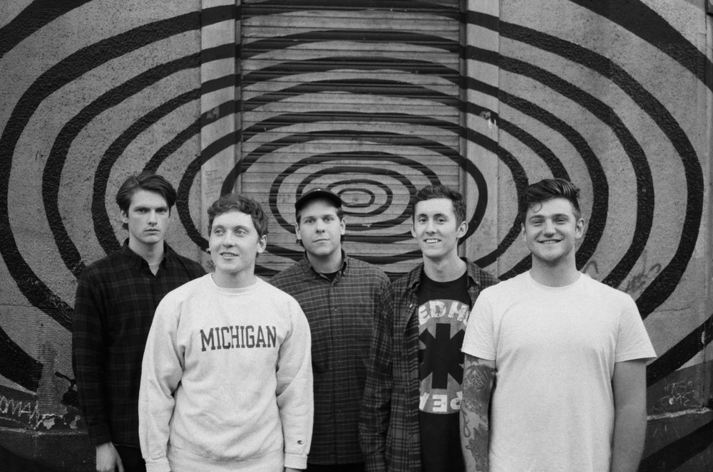 Musik Artist Basement