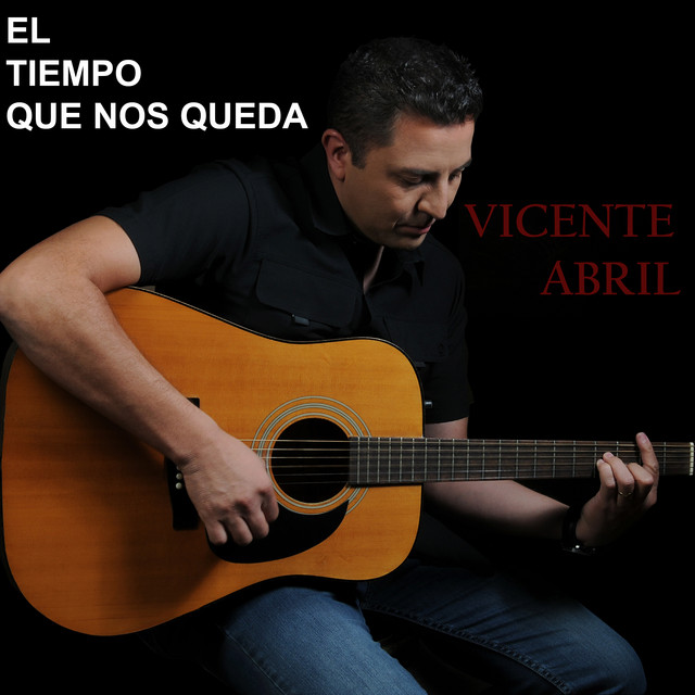 Abril Photo