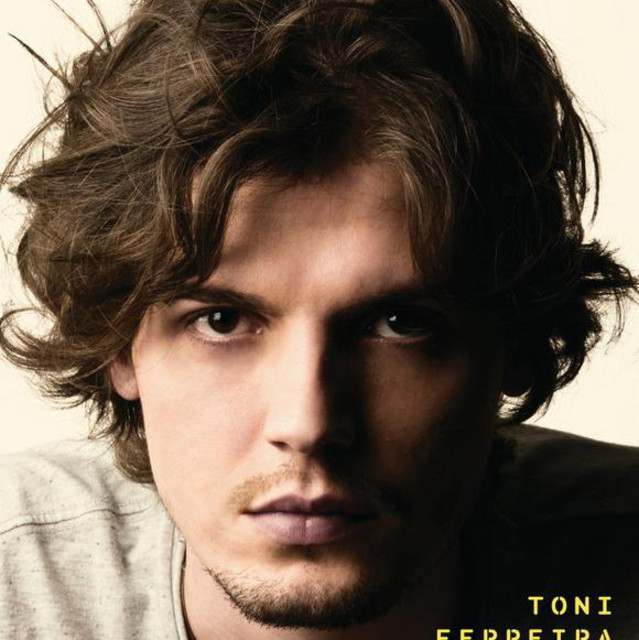 Toni Ferreira photo