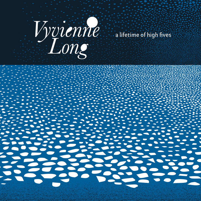 Vyvienne Long Photo