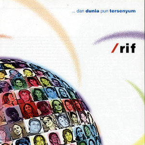 ... Dan Dunia Pun Tersenyum cover