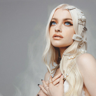 Alice Chater Photo