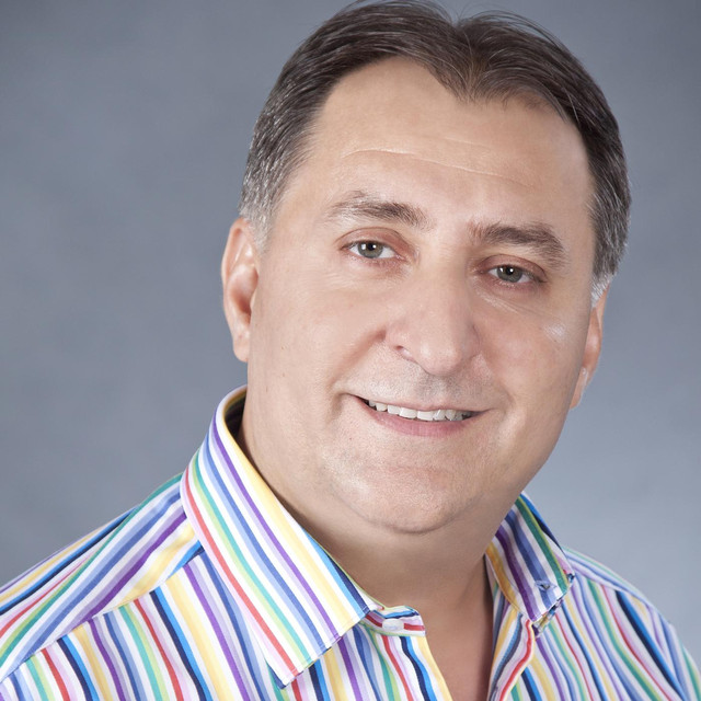 Vali Vijelie Photo