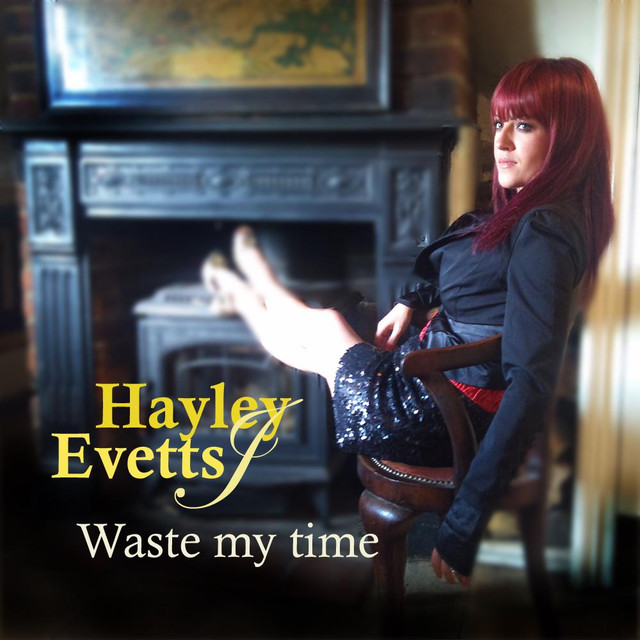 Hayley Evetts Photo