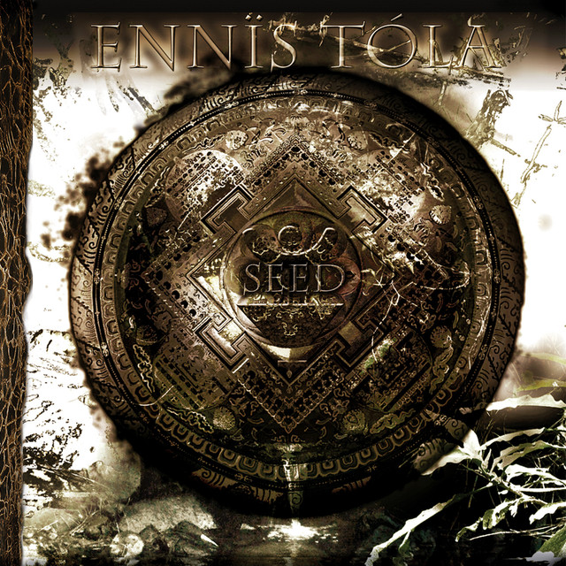 Ennïs Tóla Photo
