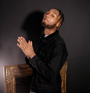 Brandz Photo