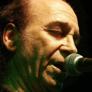 Erkin Koray Photo