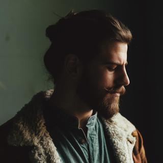 Ollie English Photo