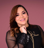 Luanna Dourado profile