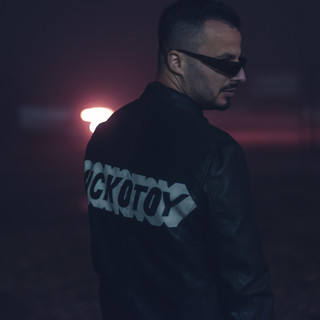 SICKOTOY Photo