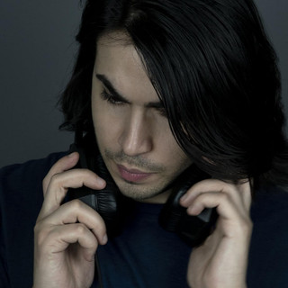 Farhad Mahdavi Photo