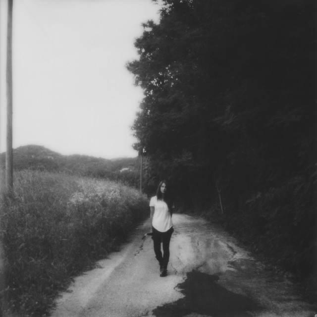 Elli De Mon Photo