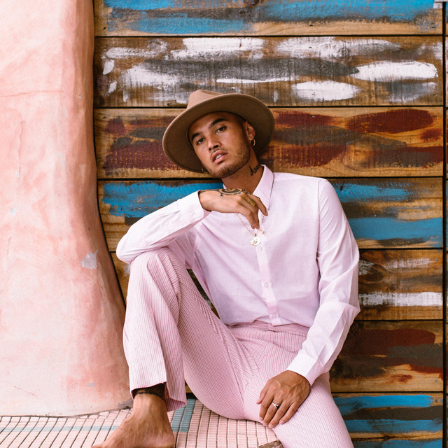 Stan Walker photo