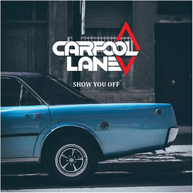 carpool lane Photo