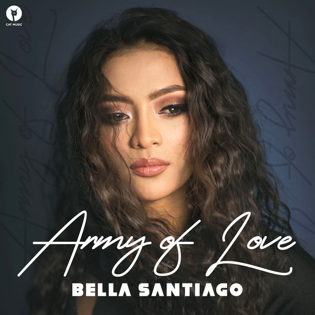 Bella Santiago Photo
