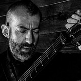 Jon Gomm profile