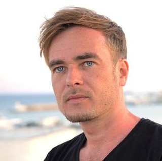 Denis Naidanow Photo