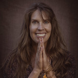 Deva Premal profile