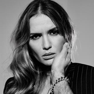Marysia Starosta Photo