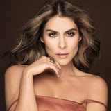 María León profile