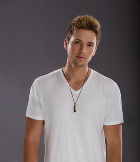 Noah Schnacky Photo