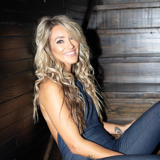 Whitney Duncan Photo