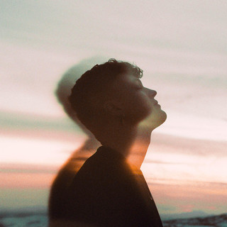 Garrett Garfield Photo