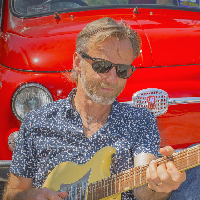 Geoff Achison photo