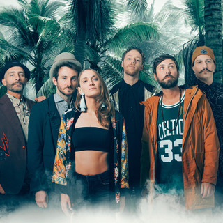 The Sweet Life Society Photo
