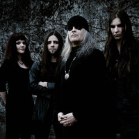 Triptykon Photo