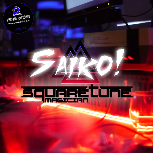 Square Tune Magician Photo