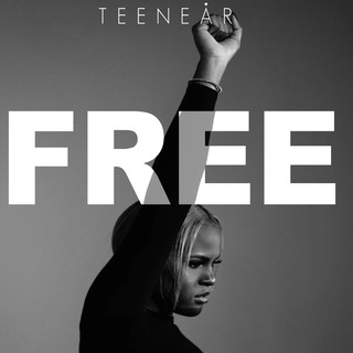 Teenear Photo