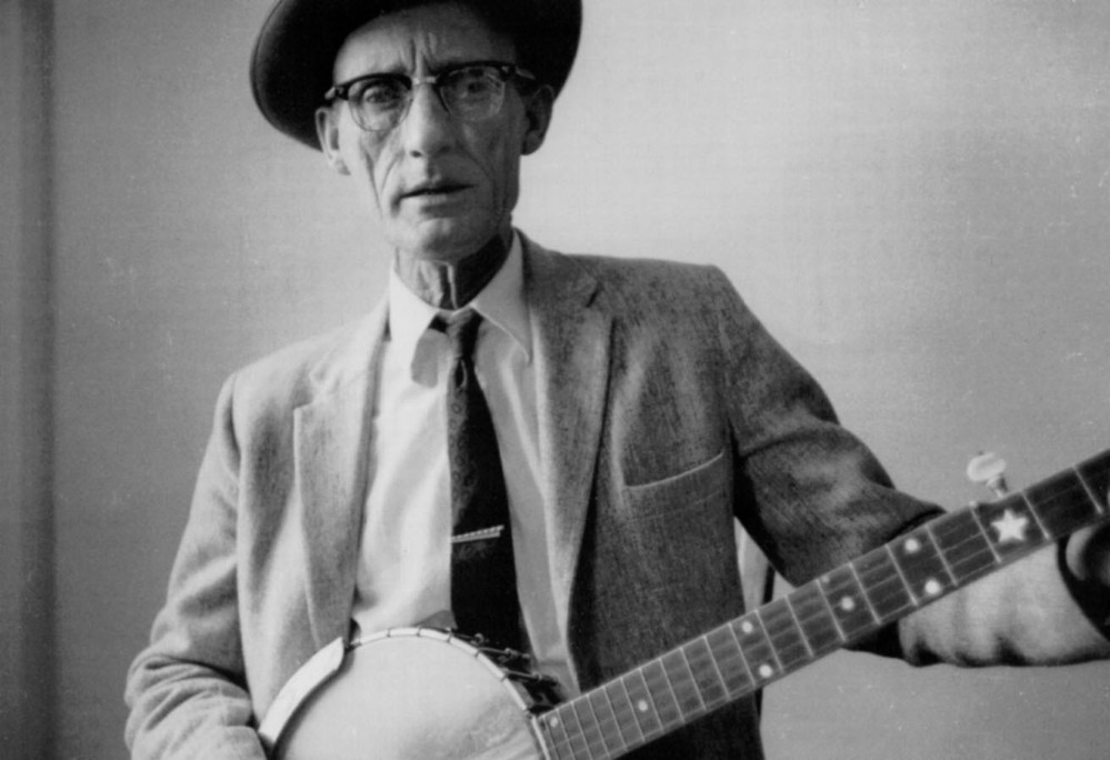 Roscoe Holcomb