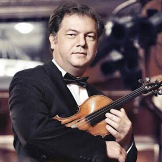 Cihat Aşkın Photo