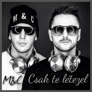 Majka &eacute;s Curtis