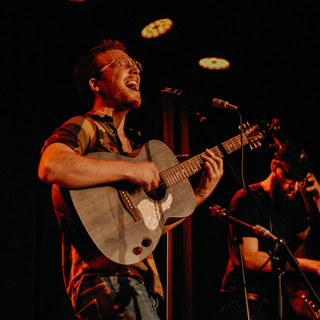 Dov Photo