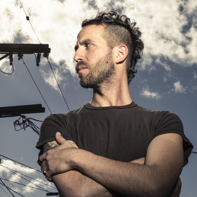 Musik Artist Mondo Cozmo