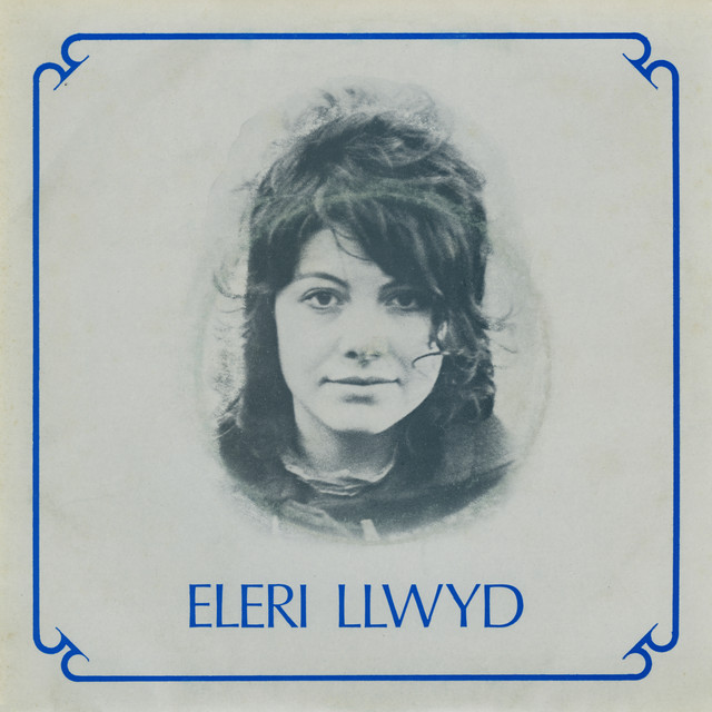 Eleri Llwyd Photo