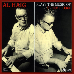 Plays the Music of Jerome Kern cover