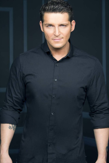 Manu Tenorio Photo