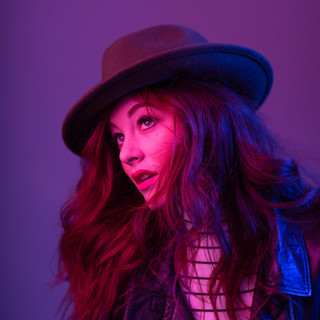 Mandy Harvey Photo