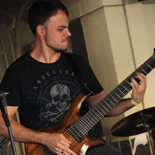 Matheus Manente Photo
