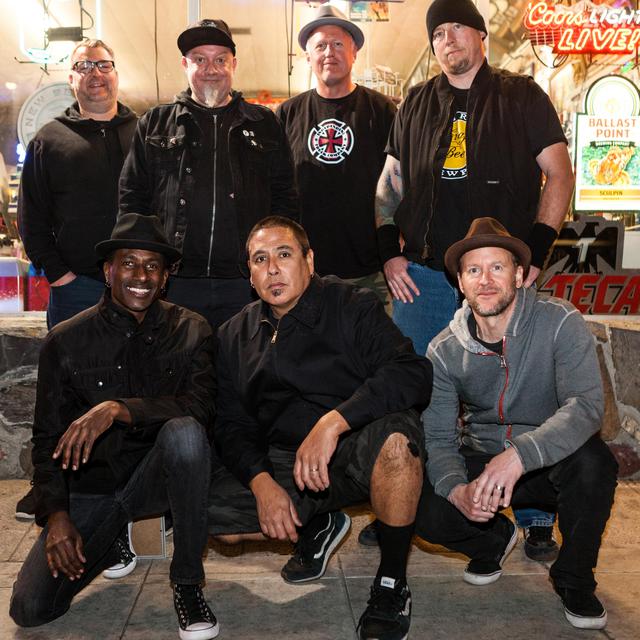 Buck-O-Nine photo